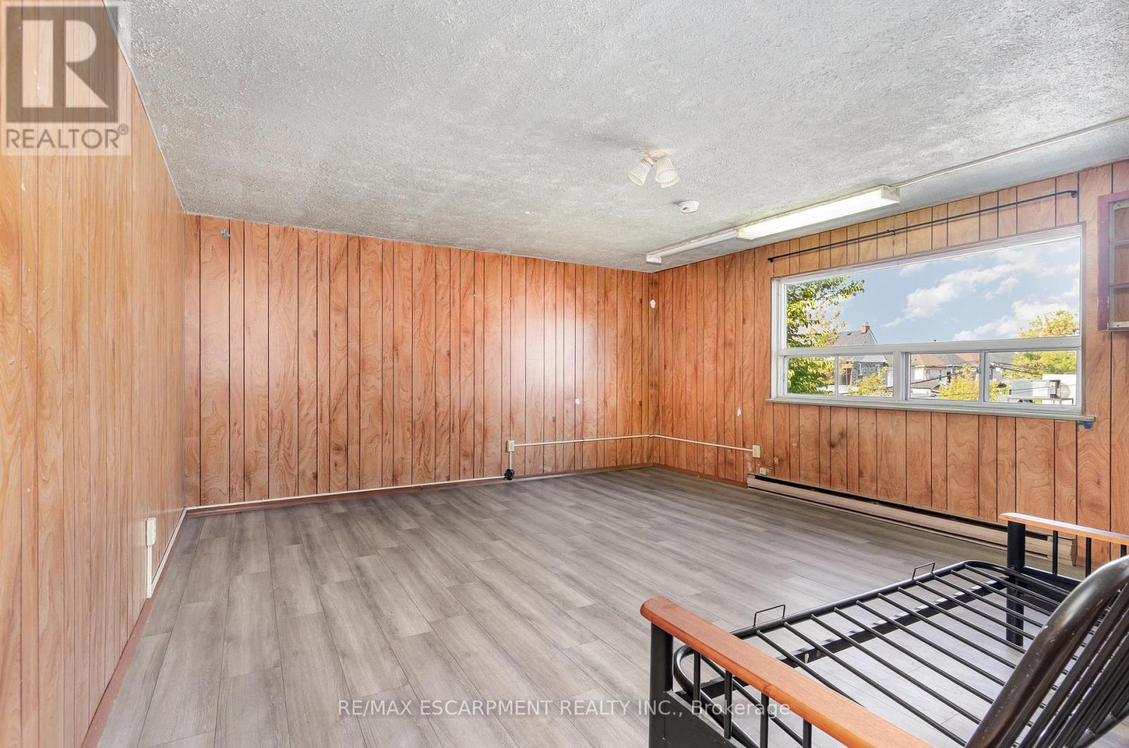 201 Ottawa Street N, Hamilton, Ontario  L8H 3Z4 - Photo 22 - X12460181