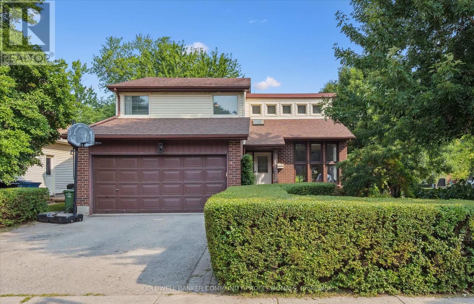 1 THORNHILL DRIVE, Guelph, Ontario