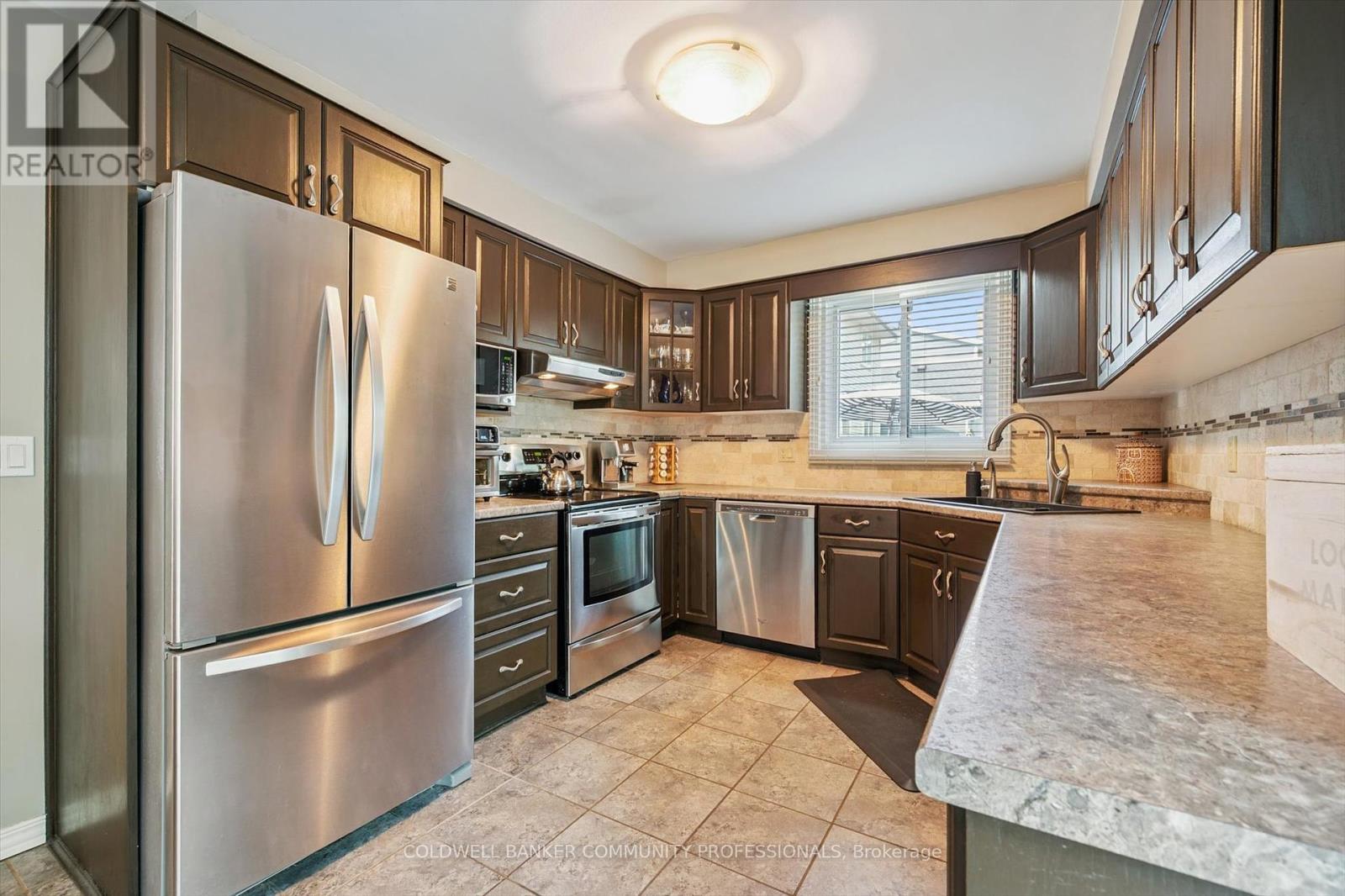 1 Thornhill Drive, Guelph, Ontario  N1H 7Z6 - Photo 13 - X12460228