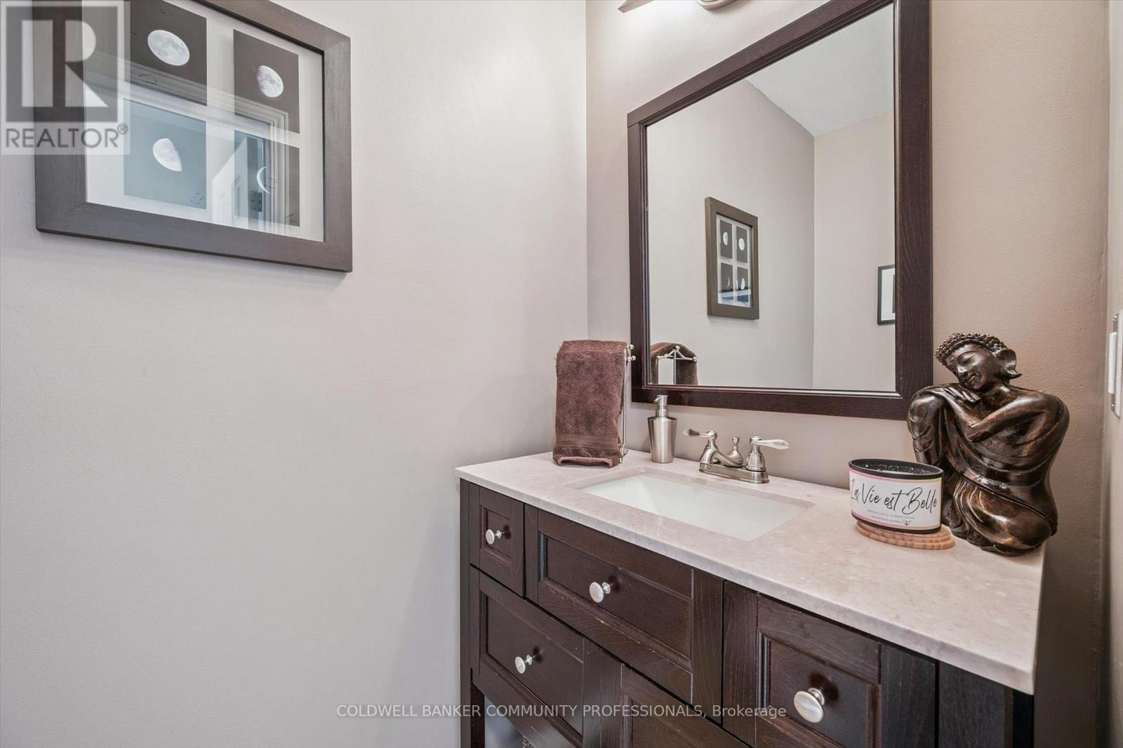 1 Thornhill Drive, Guelph, Ontario  N1H 7Z6 - Photo 18 - X12460228