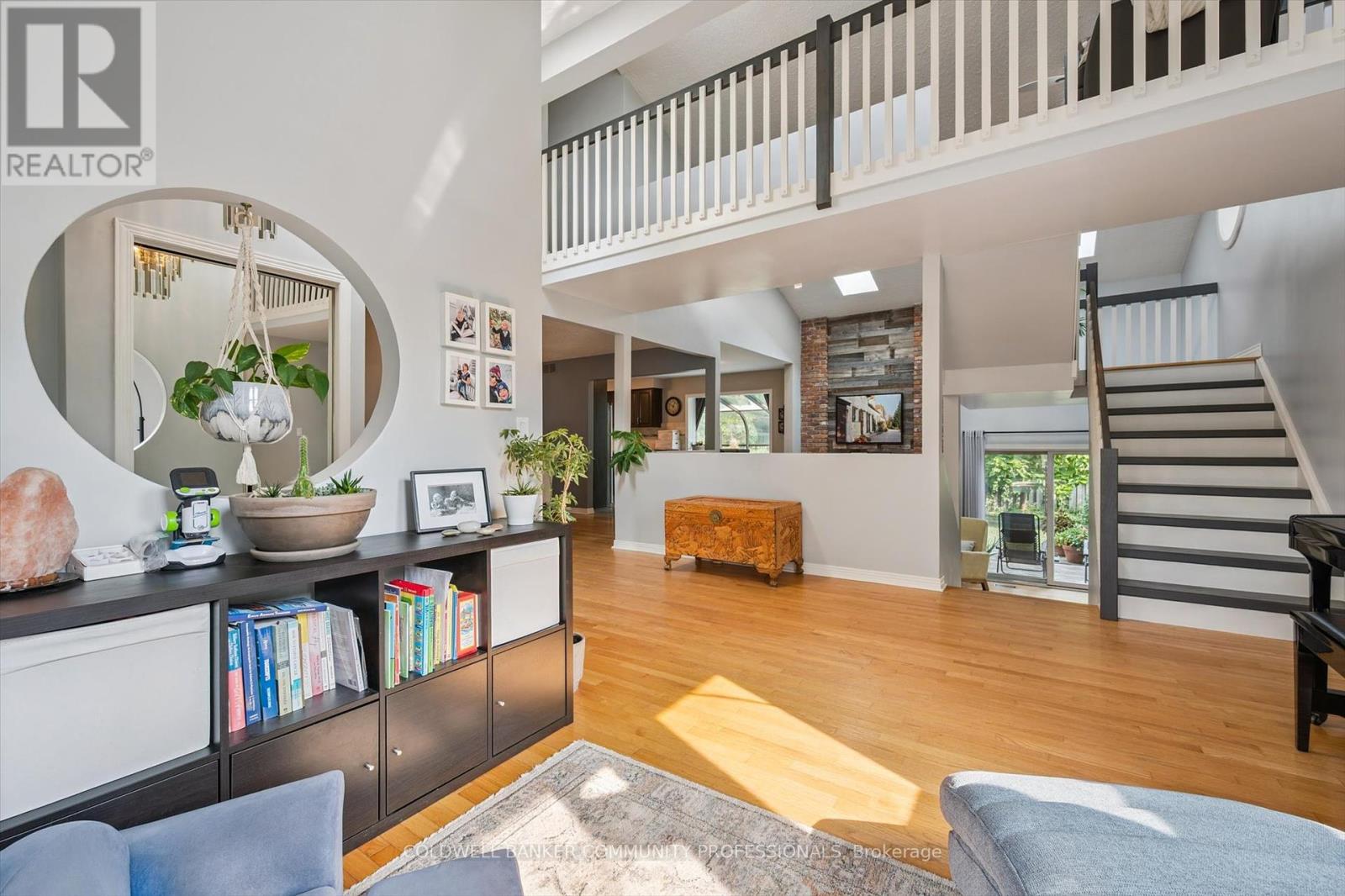 1 Thornhill Drive, Guelph, Ontario  N1H 7Z6 - Photo 8 - X12460228