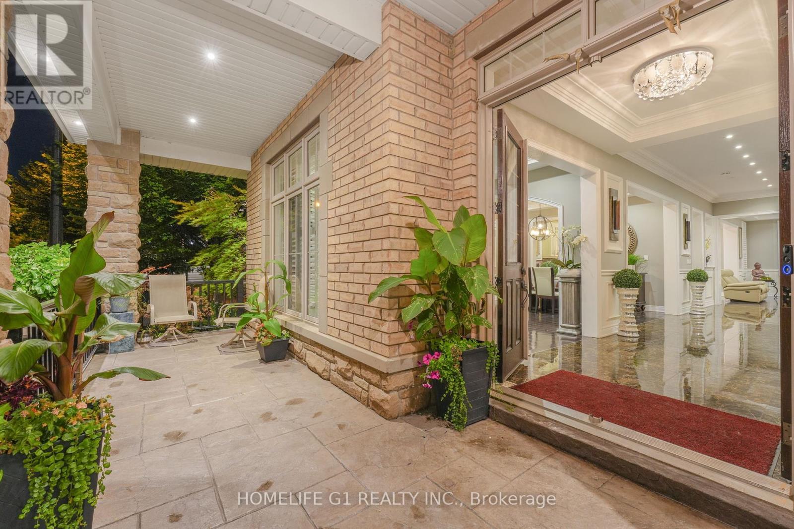 197 Gar Lehman Drive, Whitchurch-Stouffville, Ontario  L4A 0H8 - Photo 4 - N12458912