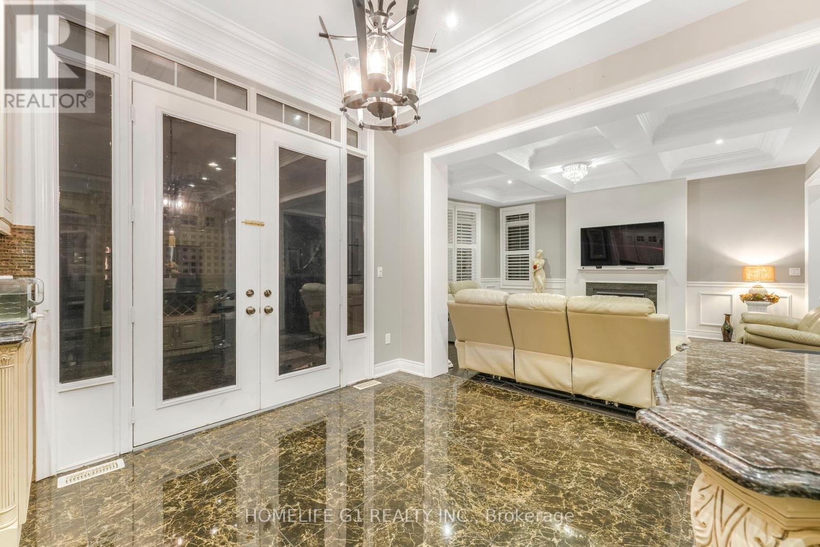 197 Gar Lehman Drive, Whitchurch-Stouffville, Ontario  L4A 0H8 - Photo 18 - N12458912