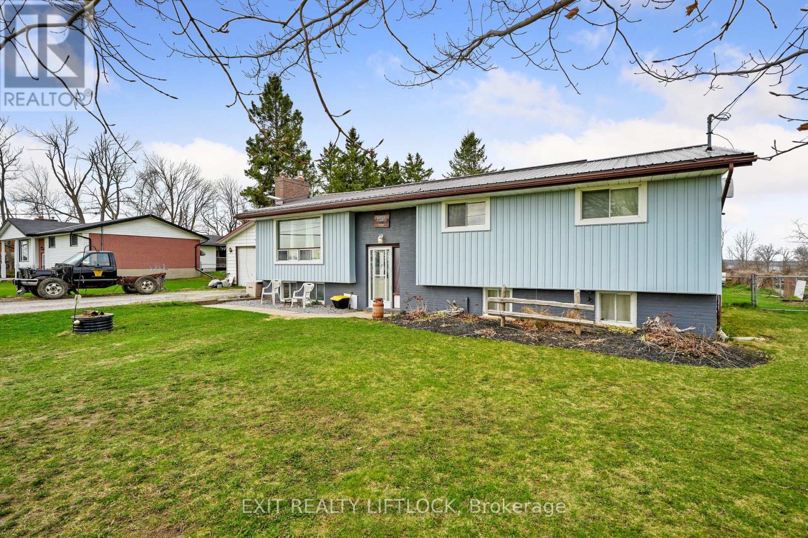 1688 Tara Road, Selwyn, Ontario  K0L 1T0 - Photo 21 - X12456464