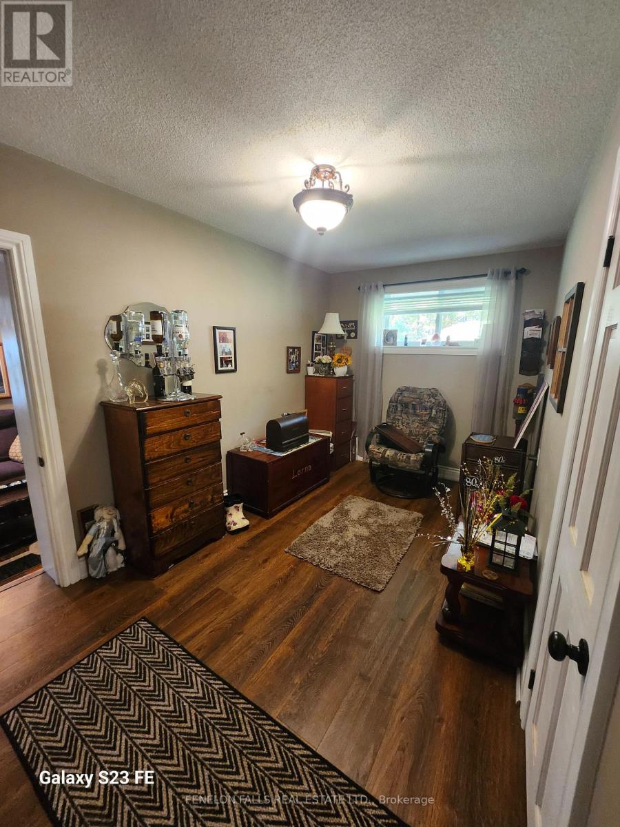 197 County Road 8 Road, Kawartha Lakes, Ontario  K0M 1N0 - Photo 15 - X12459643