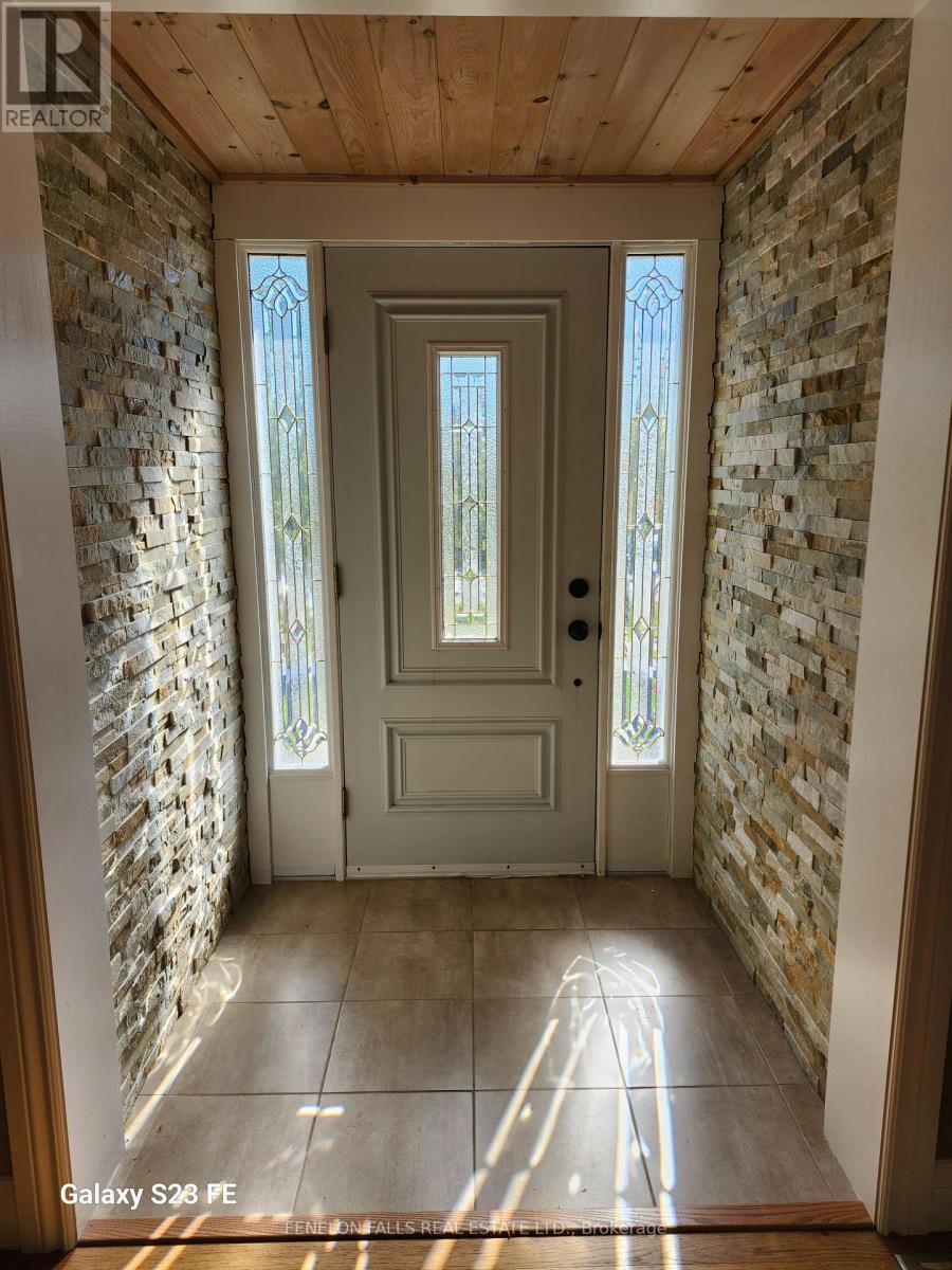 197 County Road 8 Road, Kawartha Lakes, Ontario  K0M 1N0 - Photo 2 - X12459643