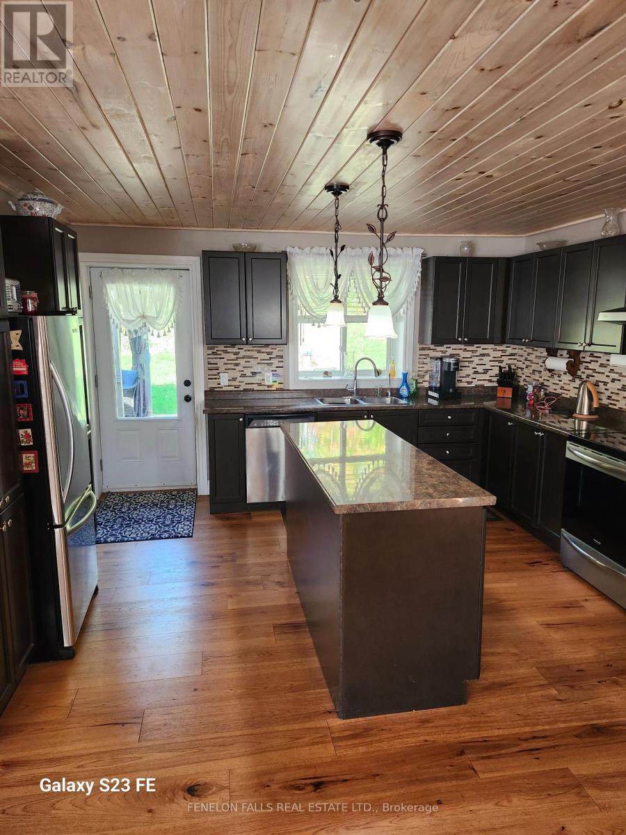 197 County Road 8 Road, Kawartha Lakes, Ontario  K0M 1N0 - Photo 6 - X12459643