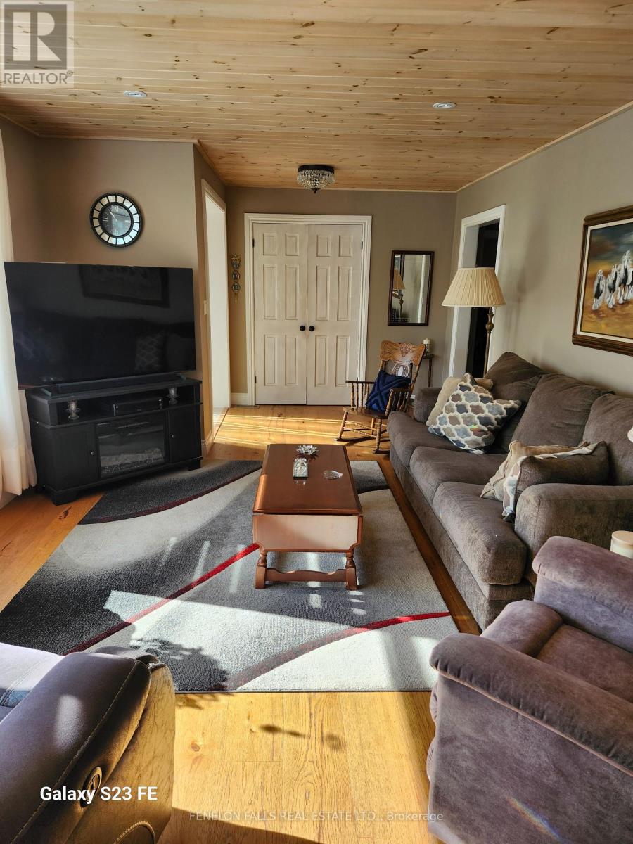 197 County Road 8 Road, Kawartha Lakes, Ontario  K0M 1N0 - Photo 4 - X12459643