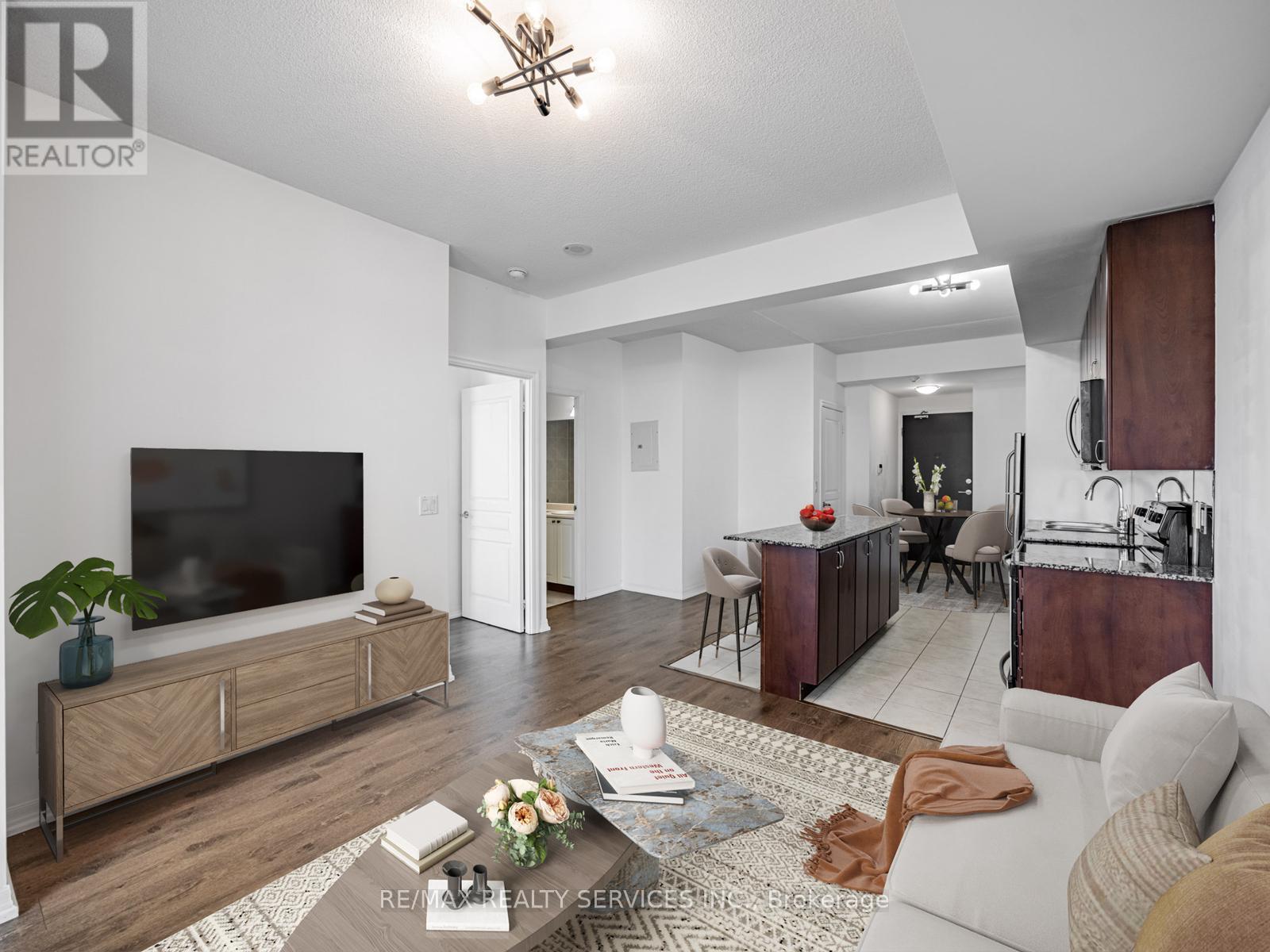 1004 - 225 Webb Drive, Mississauga, Ontario  L5B 4P2 - Photo 4 - W12459753