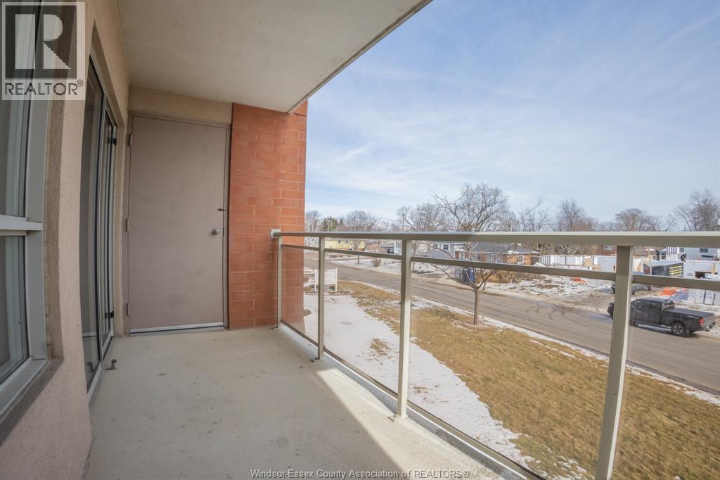 99 Robson Unit# 203, Leamington, Ontario  N8H 2M8 - Photo 8 - 25016530