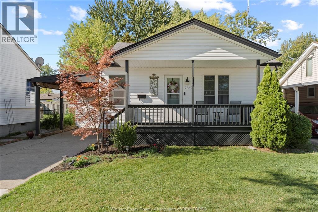 MLS# 25026010: 2369 Wellesley, Windsor, Canada