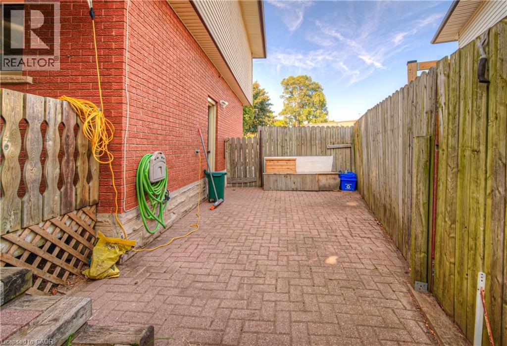 808 Walter Street Unit# B, Cambridge, Ontario  N3H 4P3 - Photo 38 - 40774975