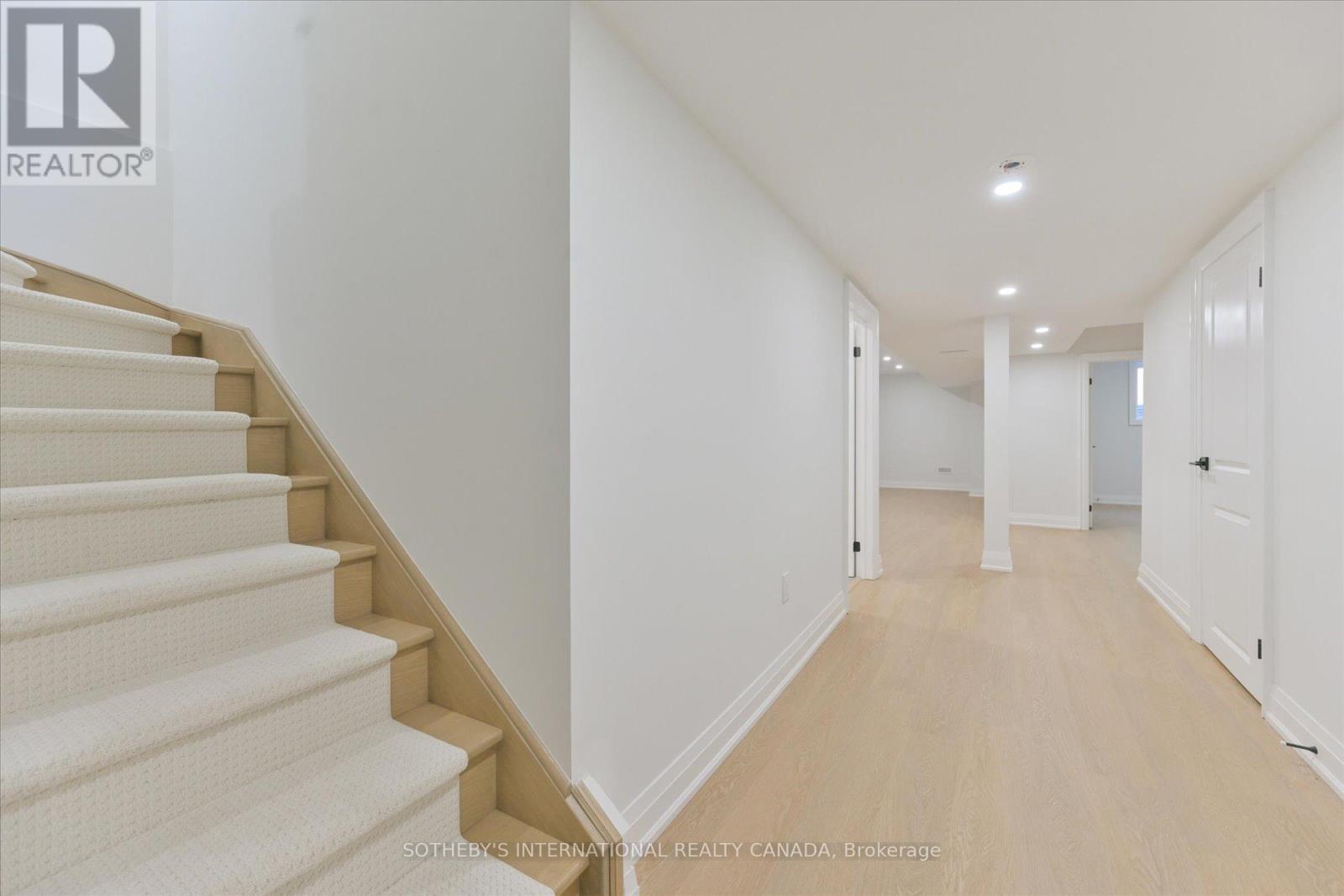 518 Markay Common, Burlington, Ontario  L7S 0A6 - Photo 26 - W12441132