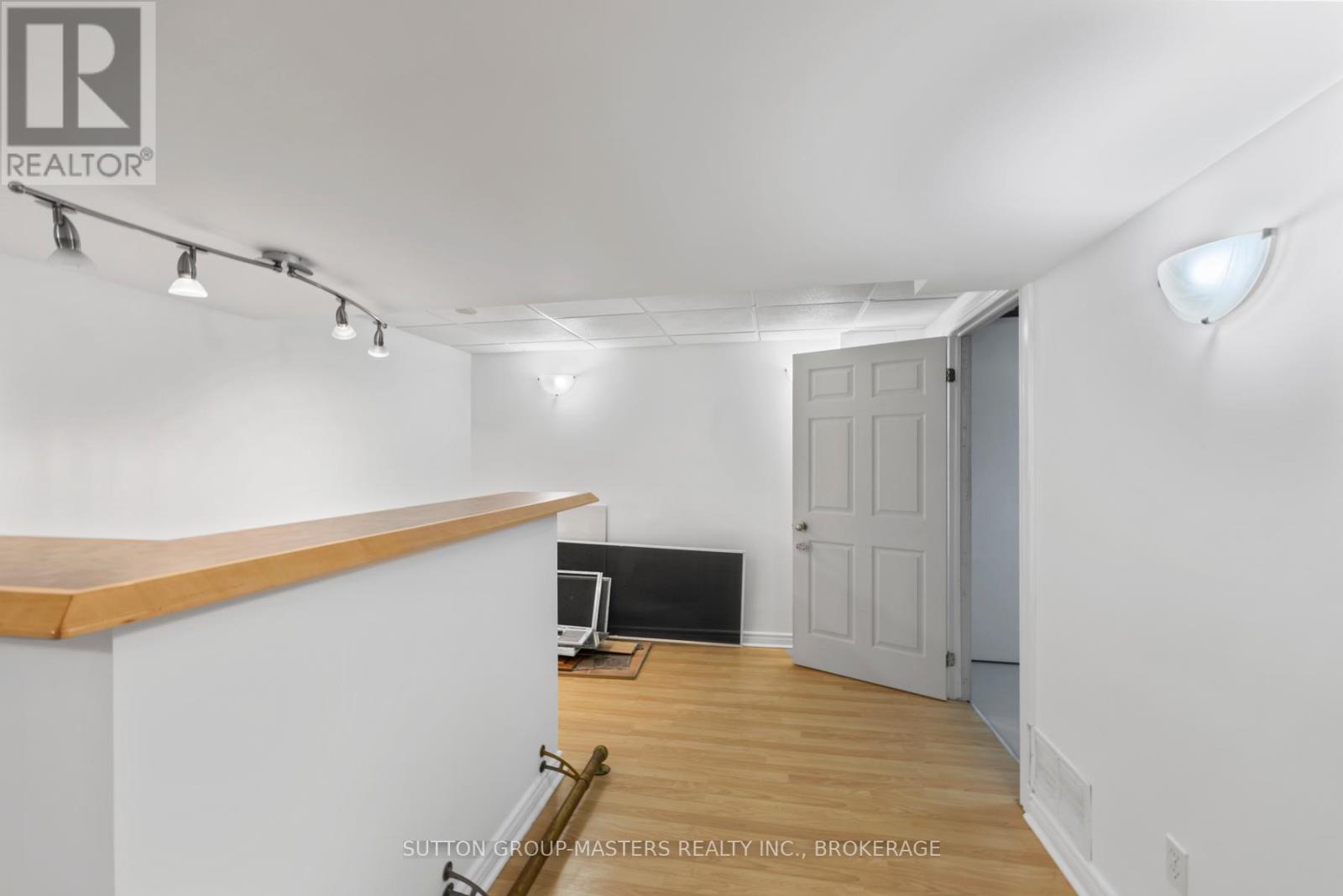 38 Watts Crescent, Kingston, Ontario  K7M 2P3 - Photo 33 - X12460099
