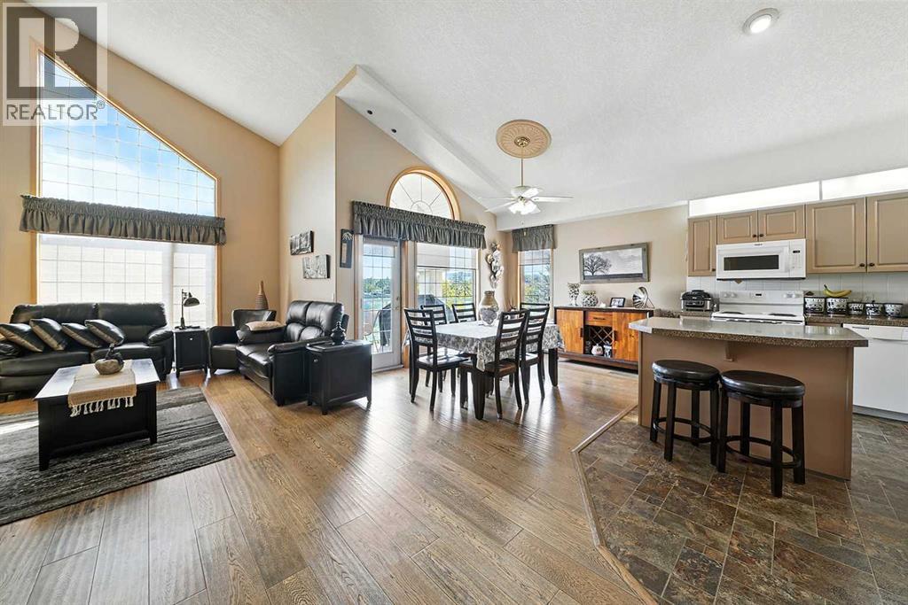 404, 4805 45 Street, Red Deer, Alberta  T4N 7A9 - Photo 9 - A2248571