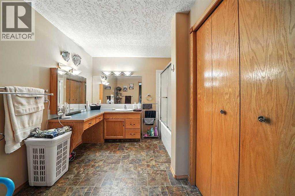 404, 4805 45 Street, Red Deer, Alberta  T4N 7A9 - Photo 13 - A2248571