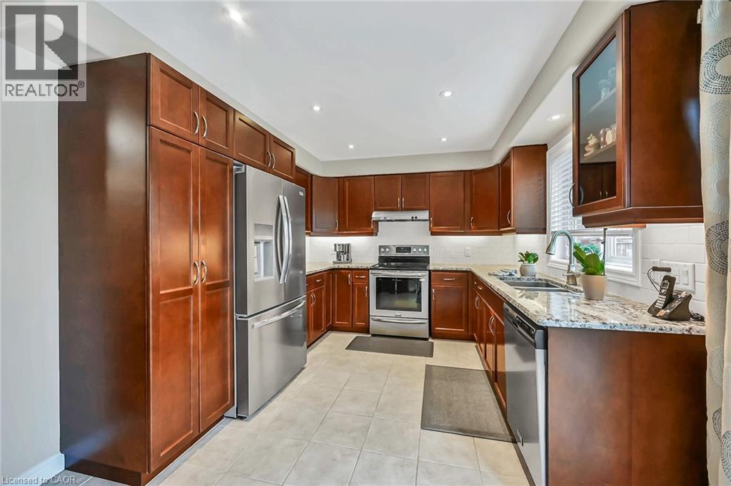 70 Escarpment Drive, Stoney Creek, Ontario  L8E 0G4 - Photo 14 - 40765540