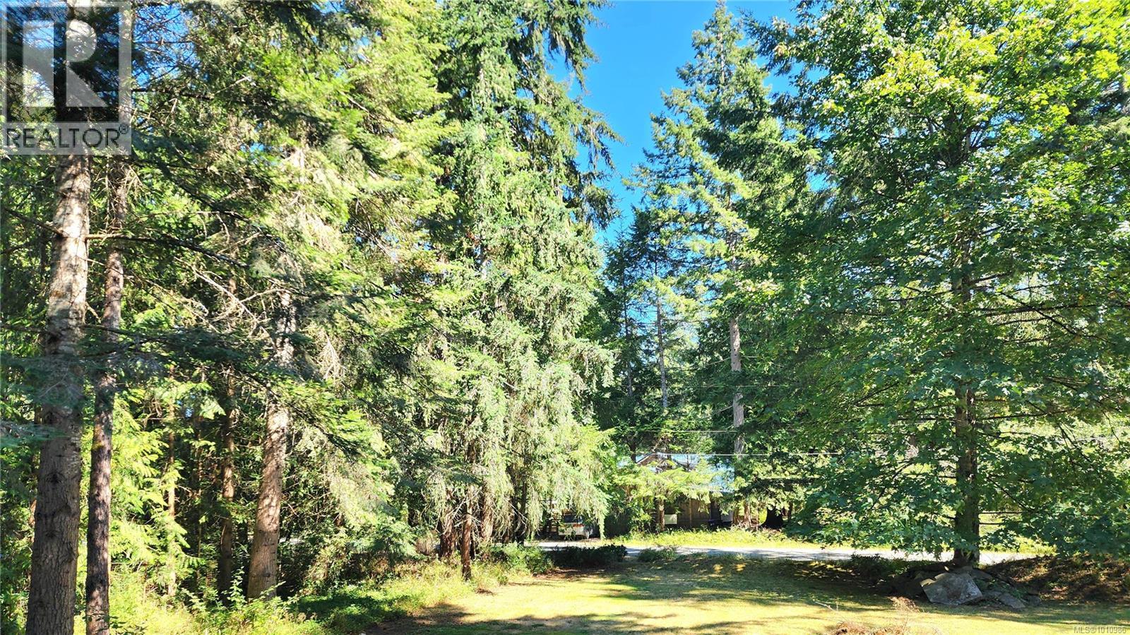 1020 Horseshoe Rd, Gabriola Island, British Columbia  V0R 1X3 - Photo 22 - 1010986