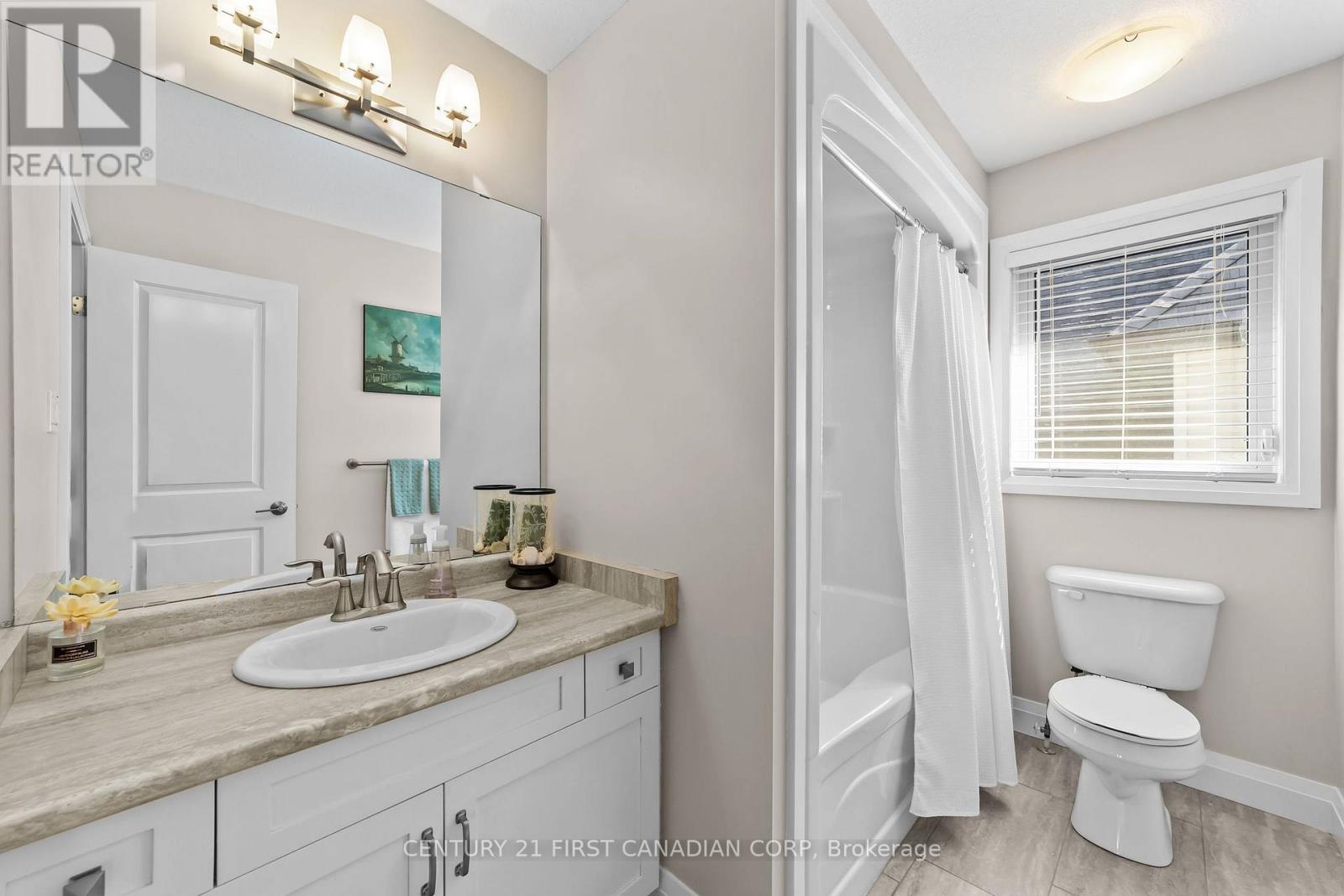 6681 Navin Crescent, London South (South V), Ontario  N6B 0B7 - Photo 24 - X12460345