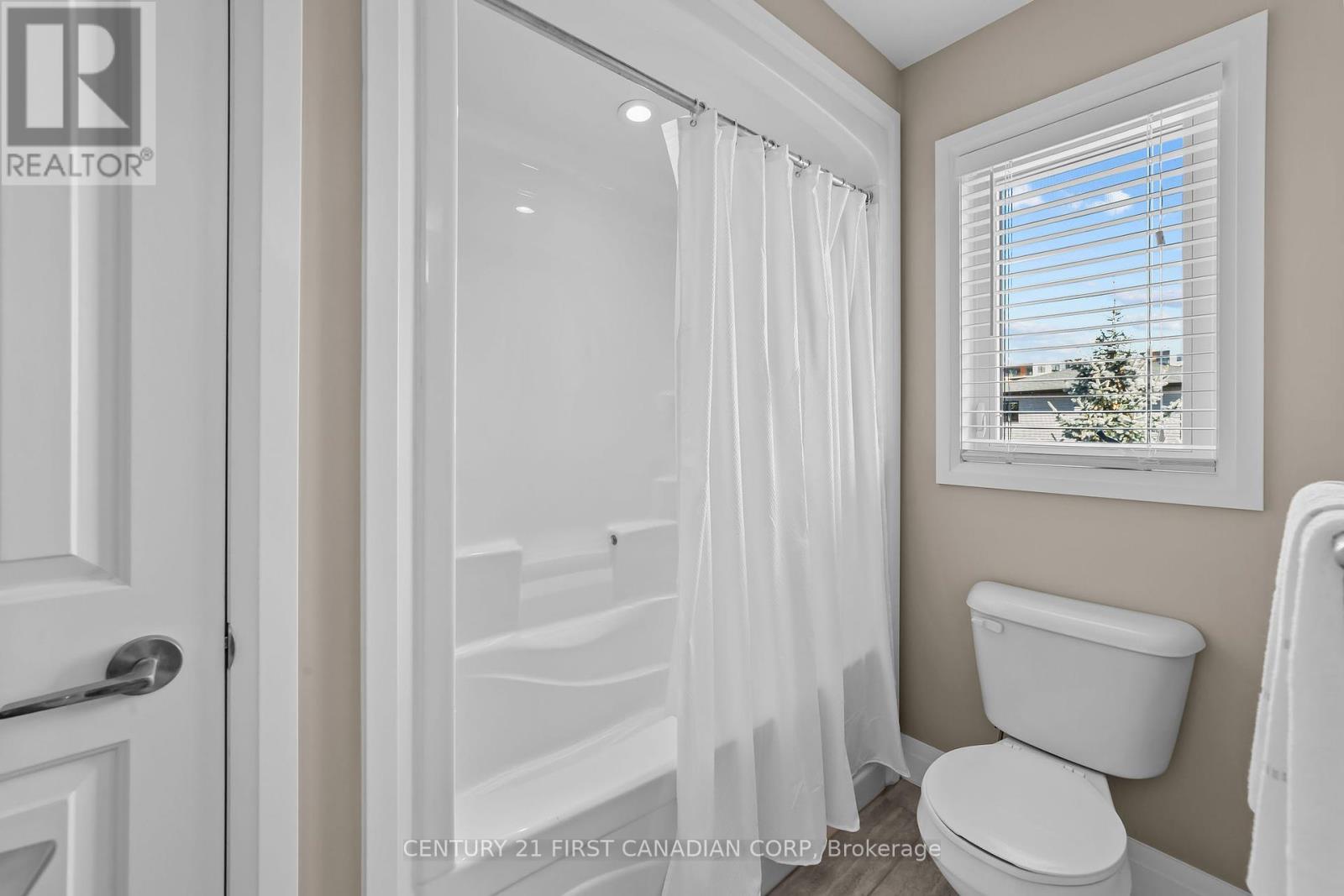 6681 Navin Crescent, London South (South V), Ontario  N6B 0B7 - Photo 27 - X12460345