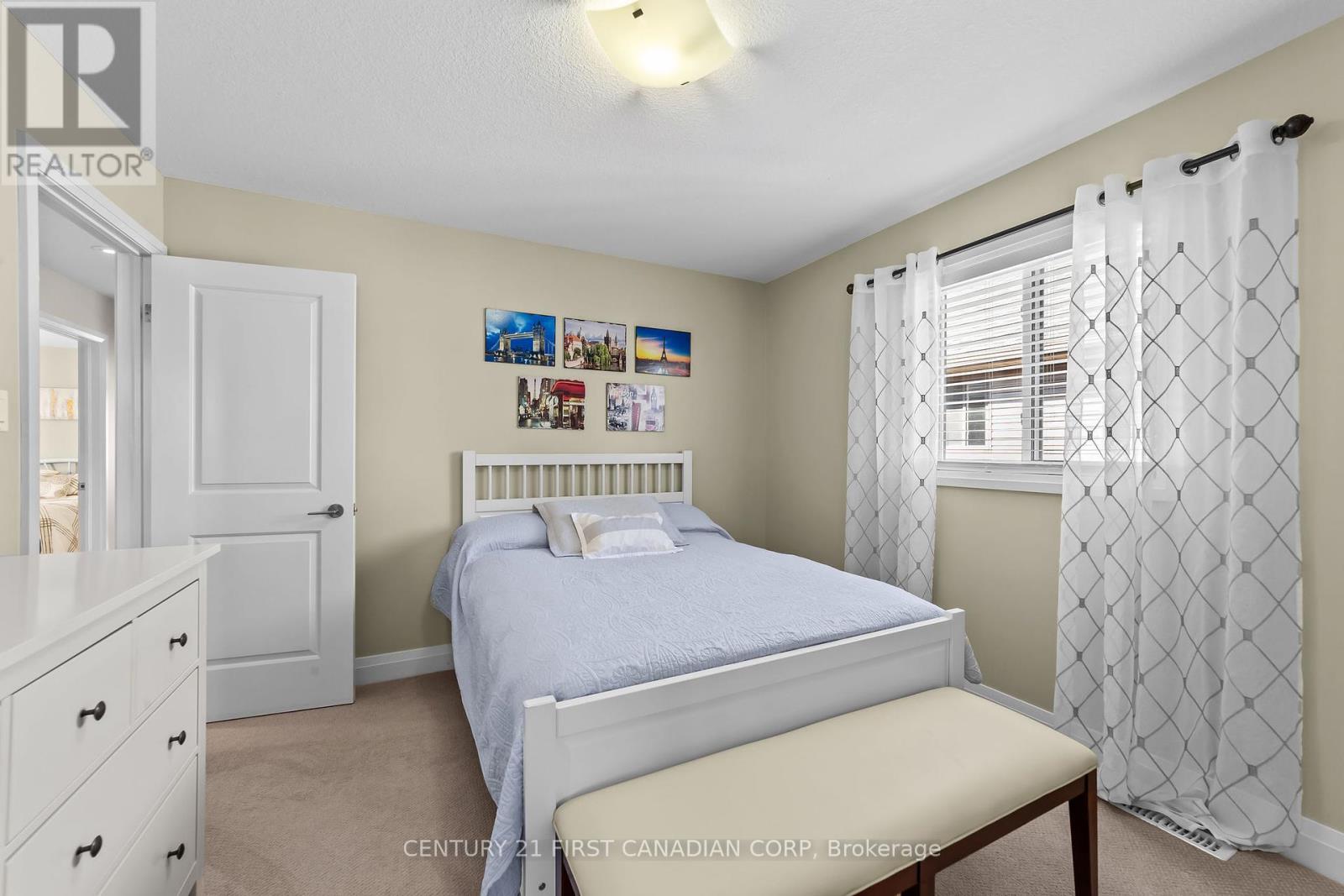 6681 Navin Crescent, London South (South V), Ontario  N6B 0B7 - Photo 28 - X12460345