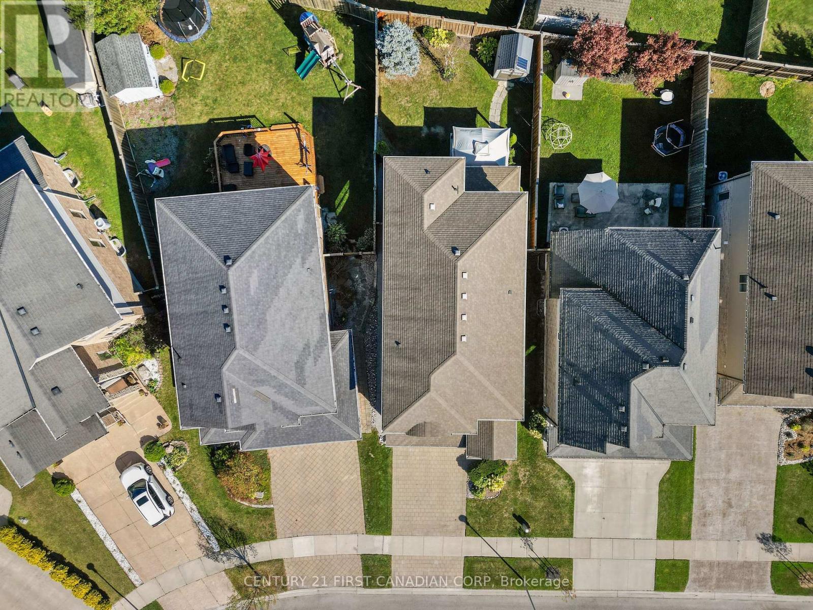6681 Navin Crescent, London South (South V), Ontario  N6B 0B7 - Photo 6 - X12460345