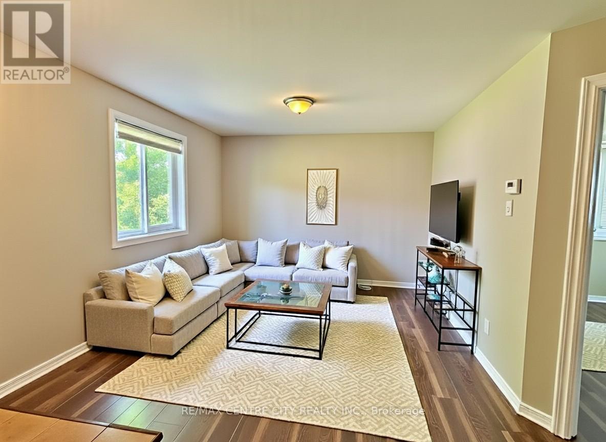 23 St Patrick Street, London North (North N), Ontario  N6H 1P5 - Photo 11 - X12460349