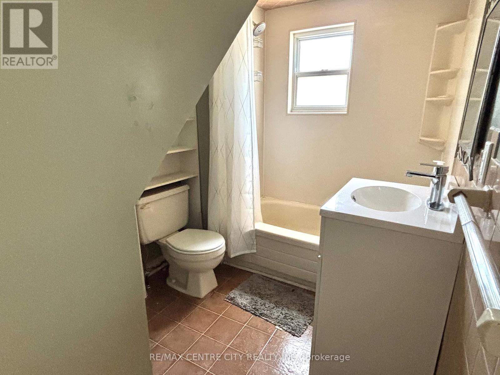23 St Patrick Street, London North (North N), Ontario  N6H 1P5 - Photo 18 - X12460349