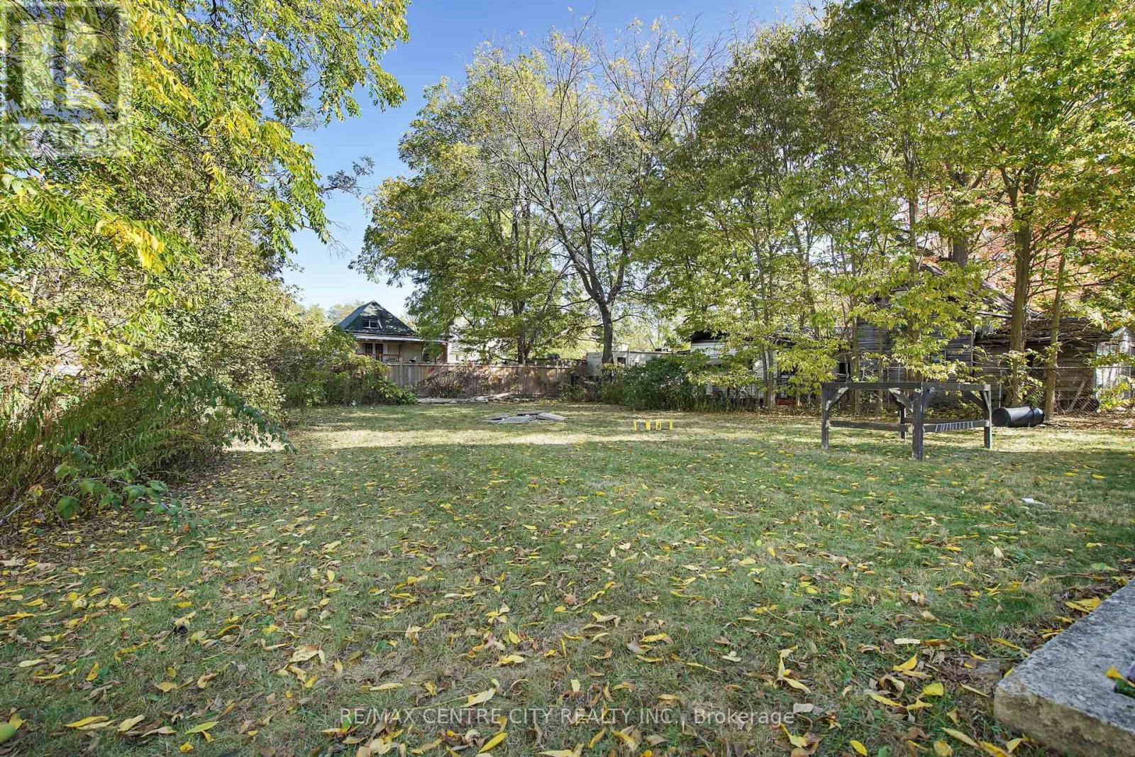 23 St Patrick Street, London North (North N), Ontario  N6H 1P5 - Photo 20 - X12460349