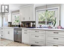 144 KEATS DRIVE, Woodstock, Ontario