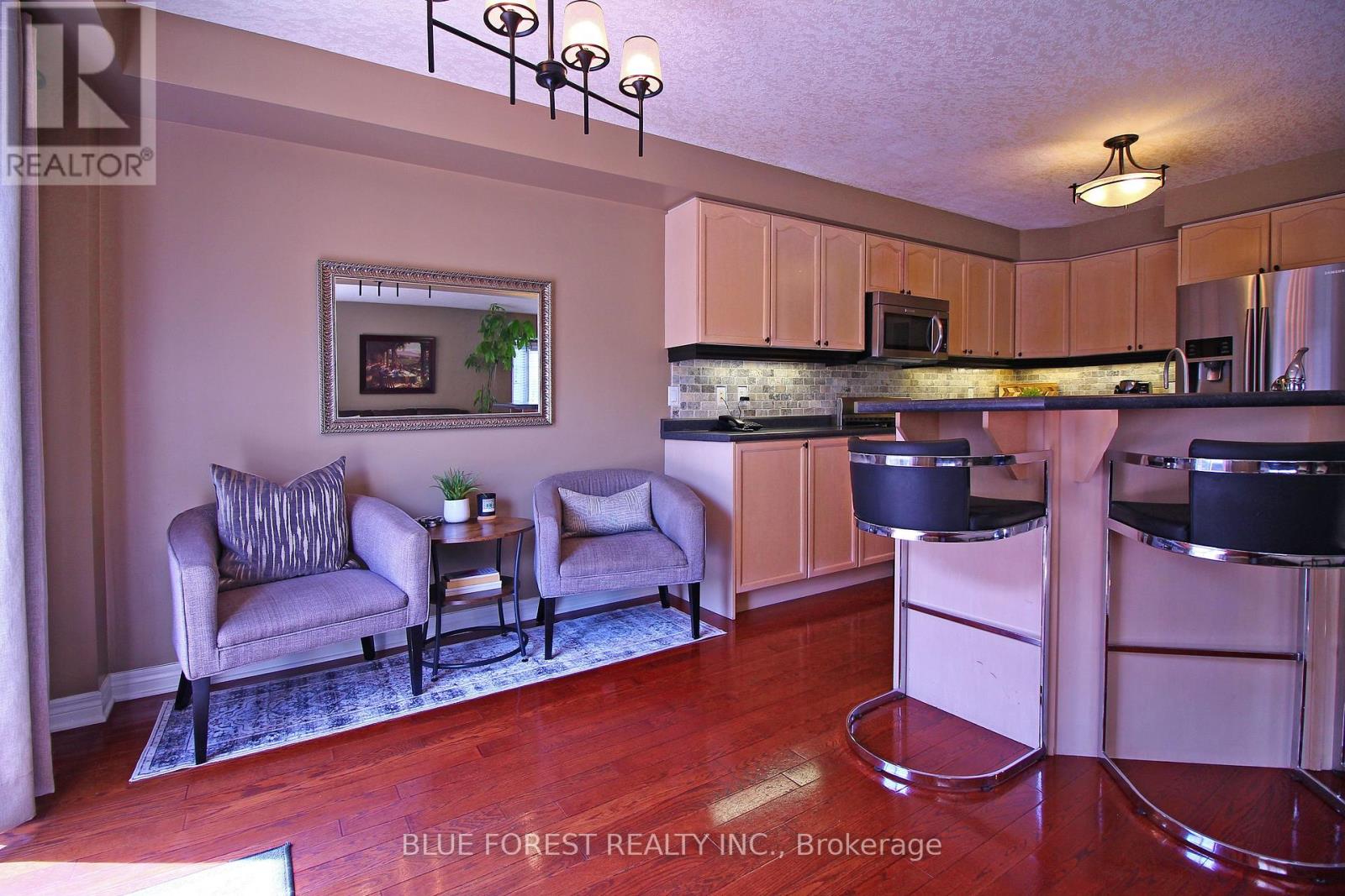 682 Hedgerow Place, London North, Ontario  N5X 4L6 - Photo 14 - X12460383