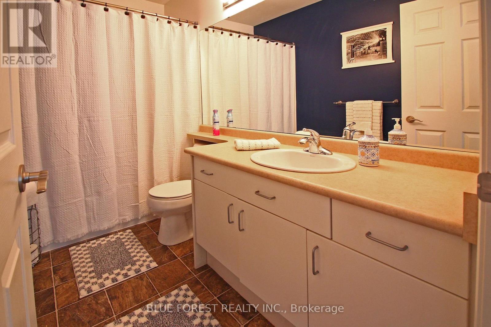 682 Hedgerow Place, London North, Ontario  N5X 4L6 - Photo 26 - X12460383