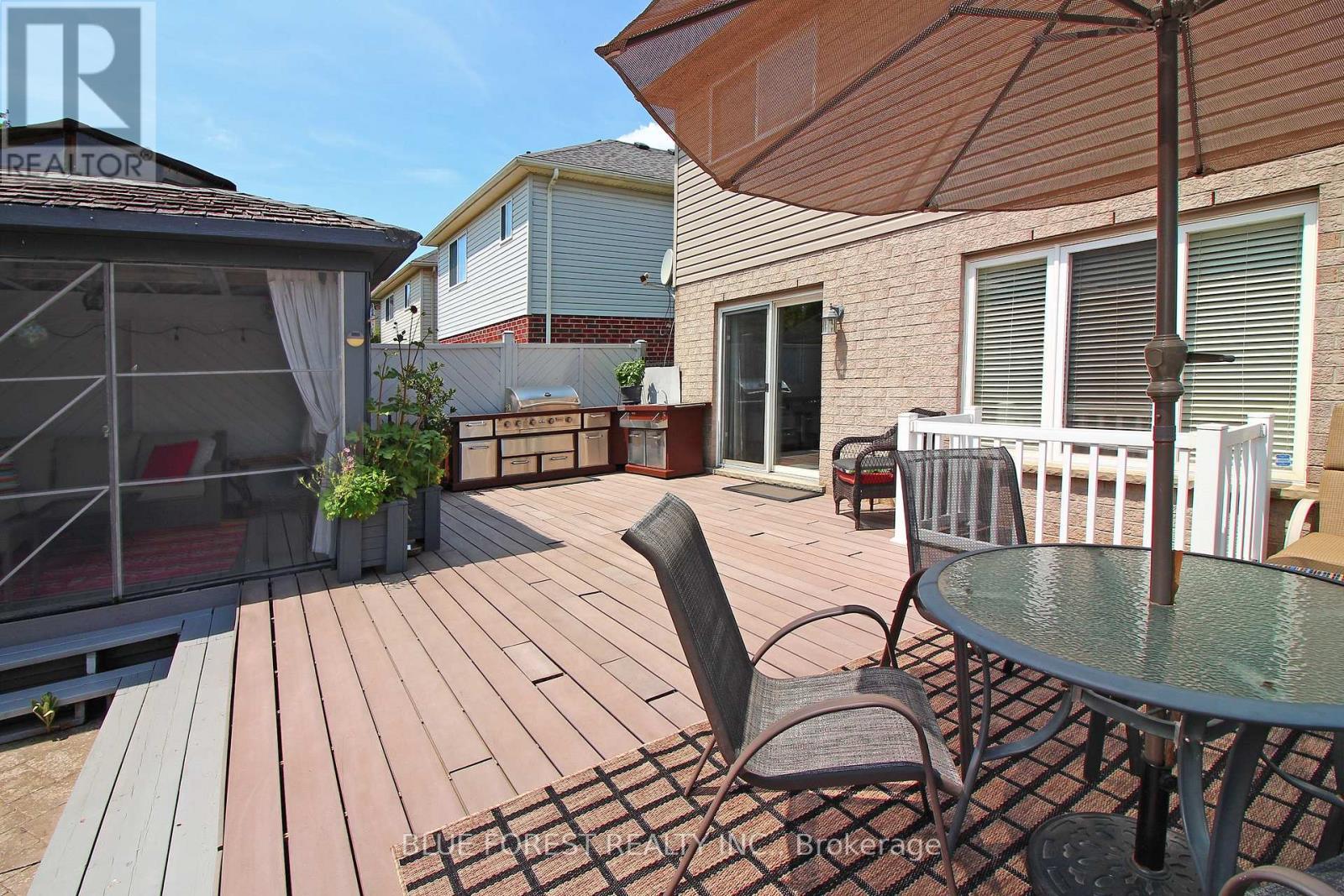 682 Hedgerow Place, London North, Ontario  N5X 4L6 - Photo 37 - X12460383