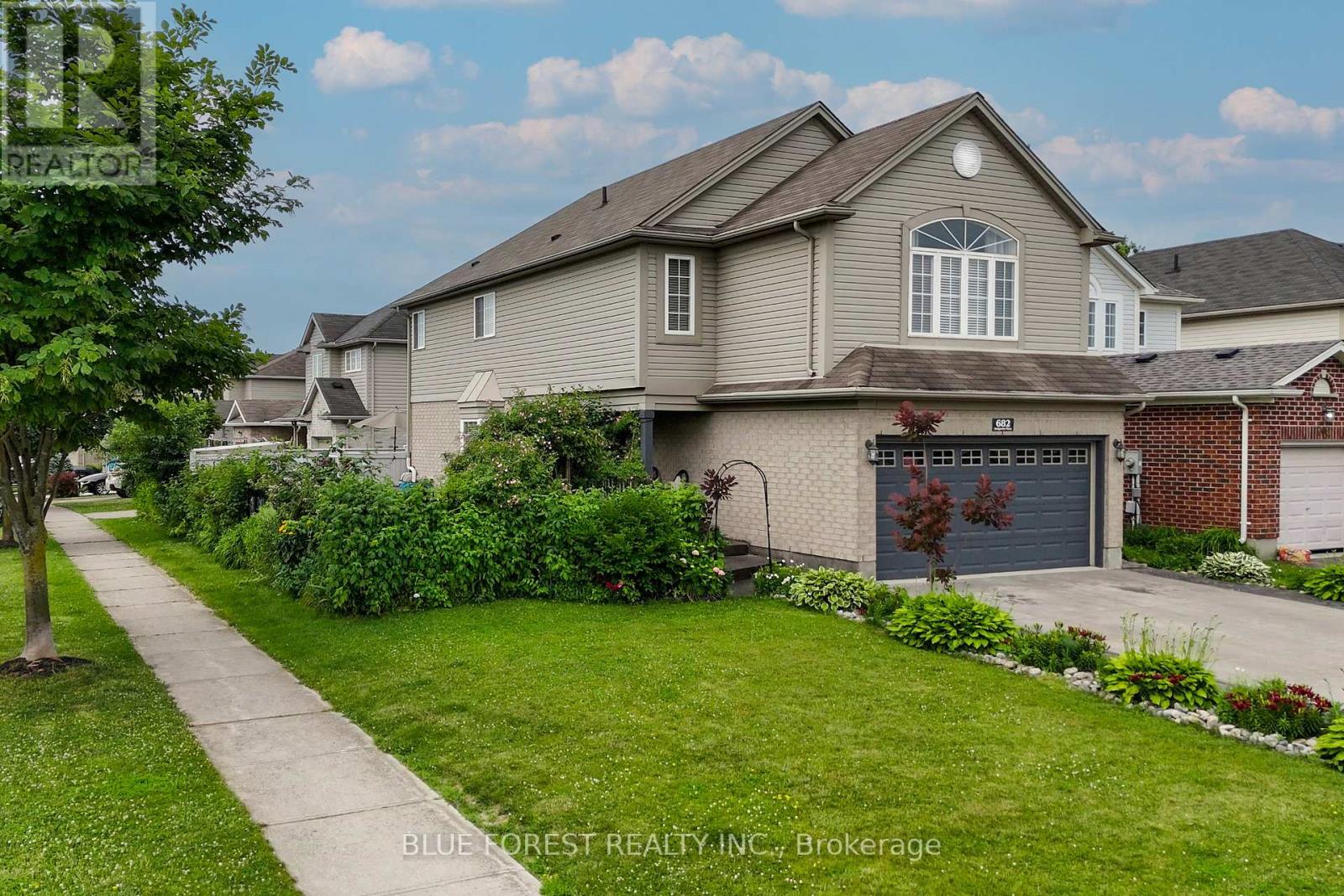 682 Hedgerow Place, London North, Ontario  N5X 4L6 - Photo 46 - X12460383