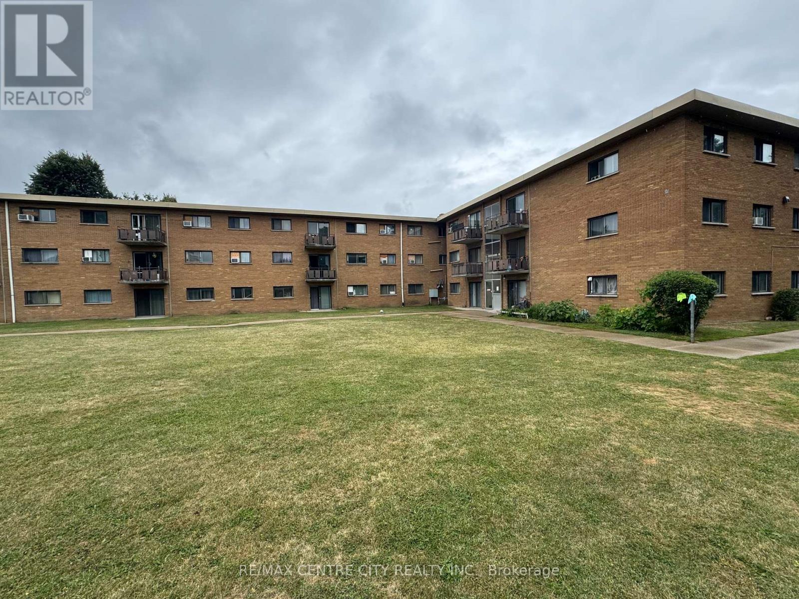 307 - 1825 Whitney Street, London East (East H), Ontario  N5W 2W3 - Photo 3 - X12460417
