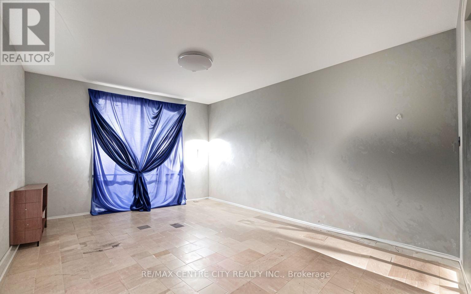 307 - 1825 Whitney Street, London East (East H), Ontario  N5W 2W3 - Photo 7 - X12460417