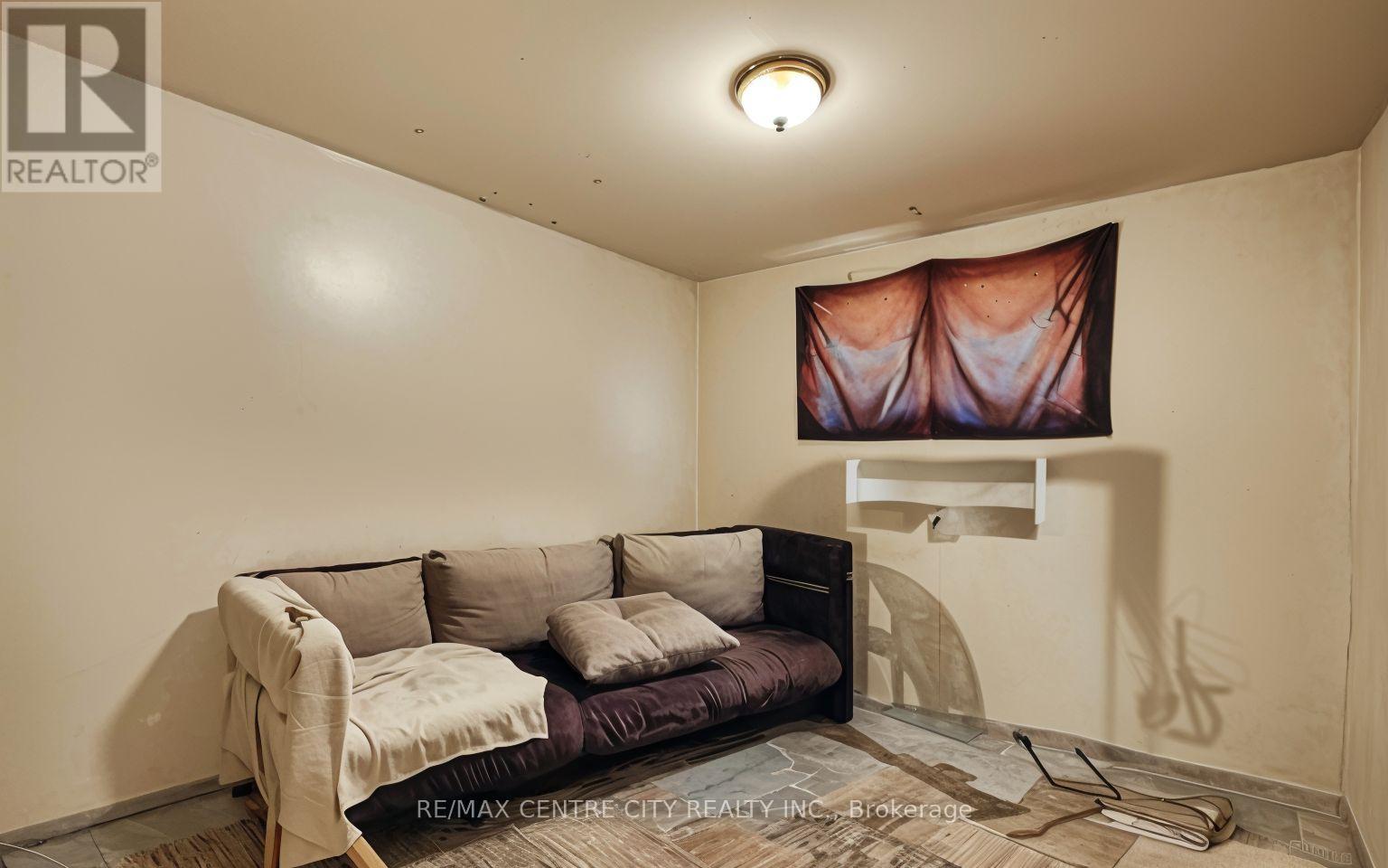 307 - 1825 Whitney Street, London East (East H), Ontario  N5W 2W3 - Photo 8 - X12460417