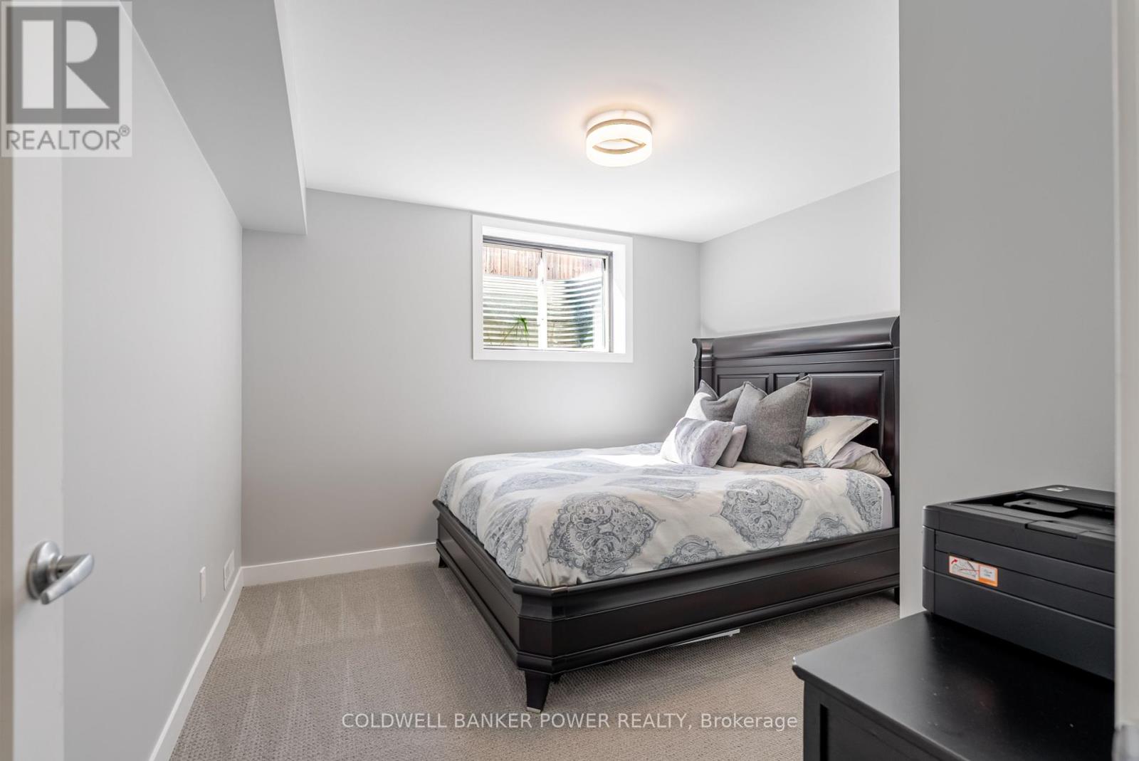 2224 Yellowbirch Place, London North (North S), Ontario  N6G 0N3 - Photo 36 - X12460457