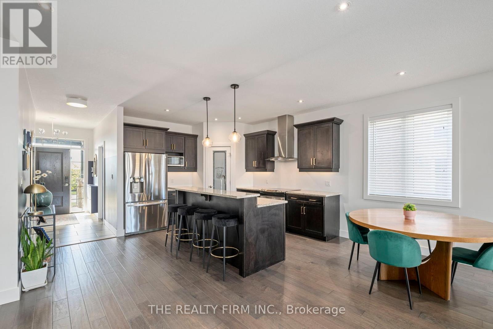 103 Leesboro Trail, Thames Centre (Thorndale), Ontario  N0M 2P0 - Photo 14 - X12460467