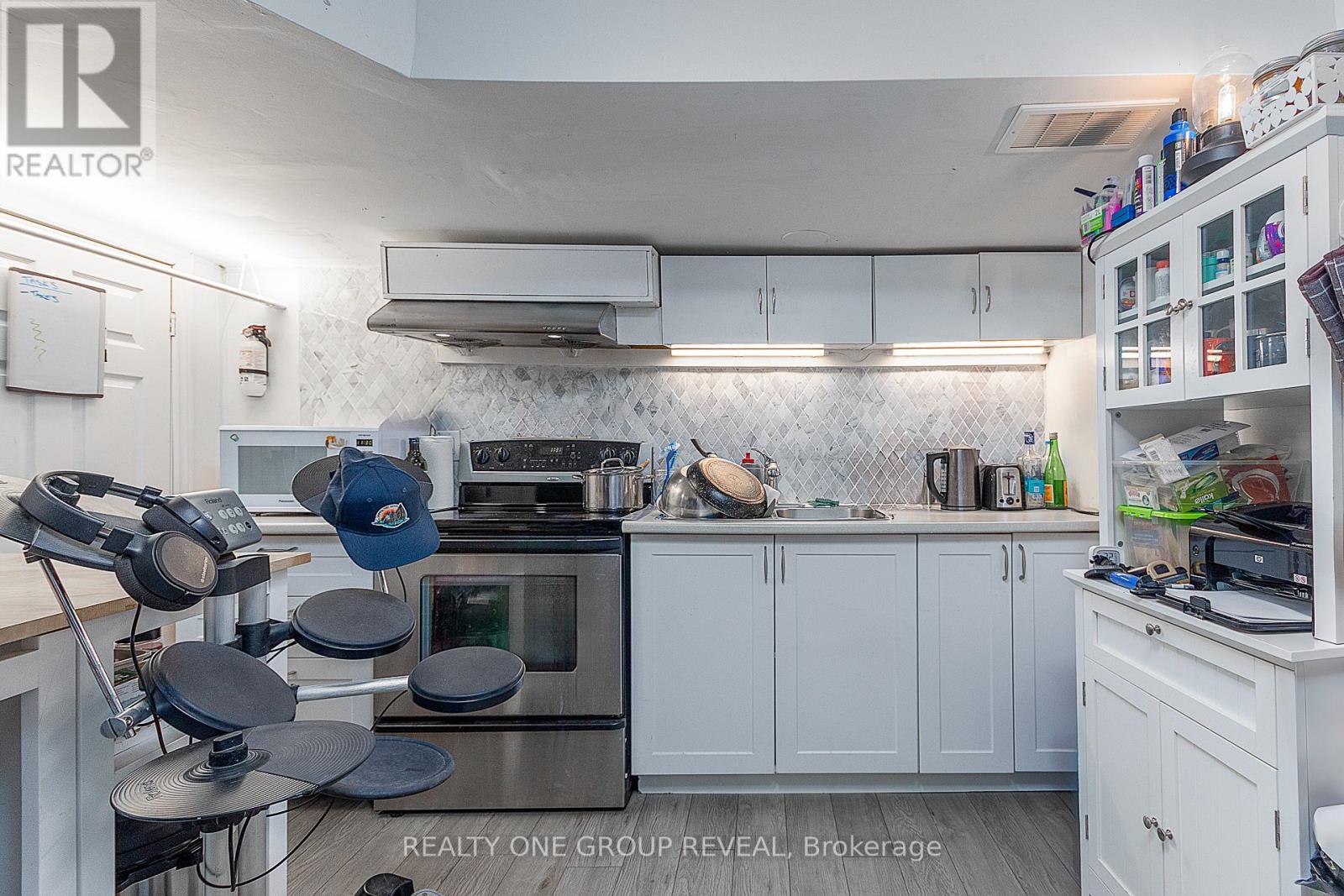 839 Modlin Road, Pickering, Ontario  L1W 1V6 - Photo 18 - E12425797