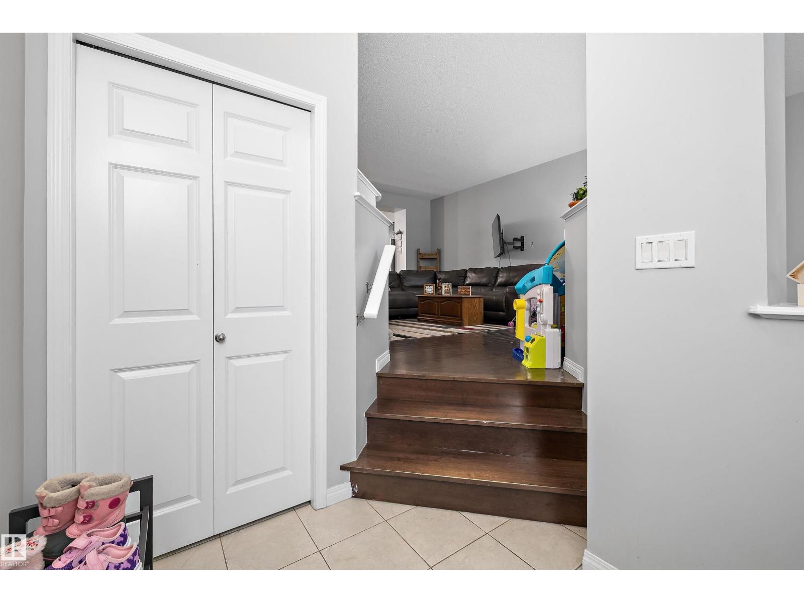 409 Simpkins Li, Leduc, Alberta  T9E 1B8 - Photo 4 - E4461970