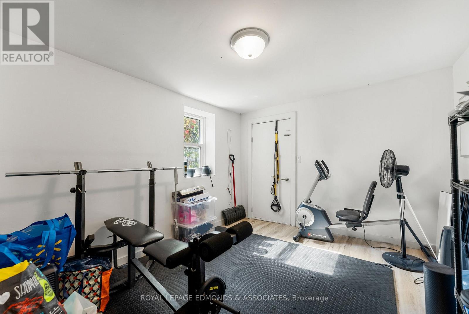 388 Murray Street, Pembroke, Ontario  K8A 4P4 - Photo 7 - X12460356