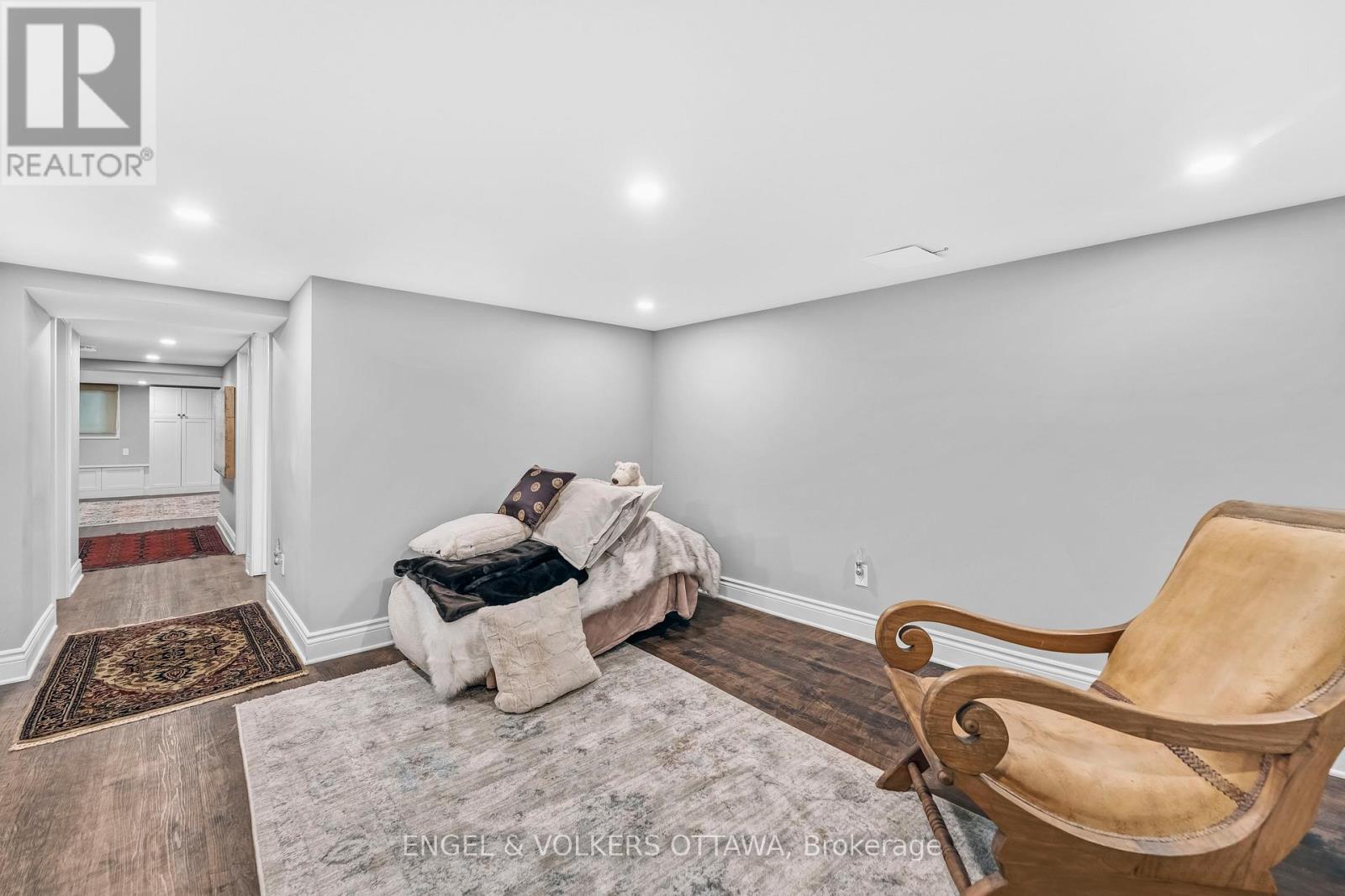 105 Stanley Avenue, Ottawa, Ontario  K1M 1N8 - Photo 32 - X12460372
