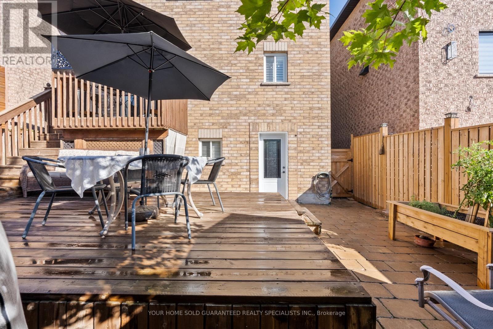 77 Beaverbrook Crescent, Vaughan, Ontario  L6A 3T3 - Photo 25 - N12394512