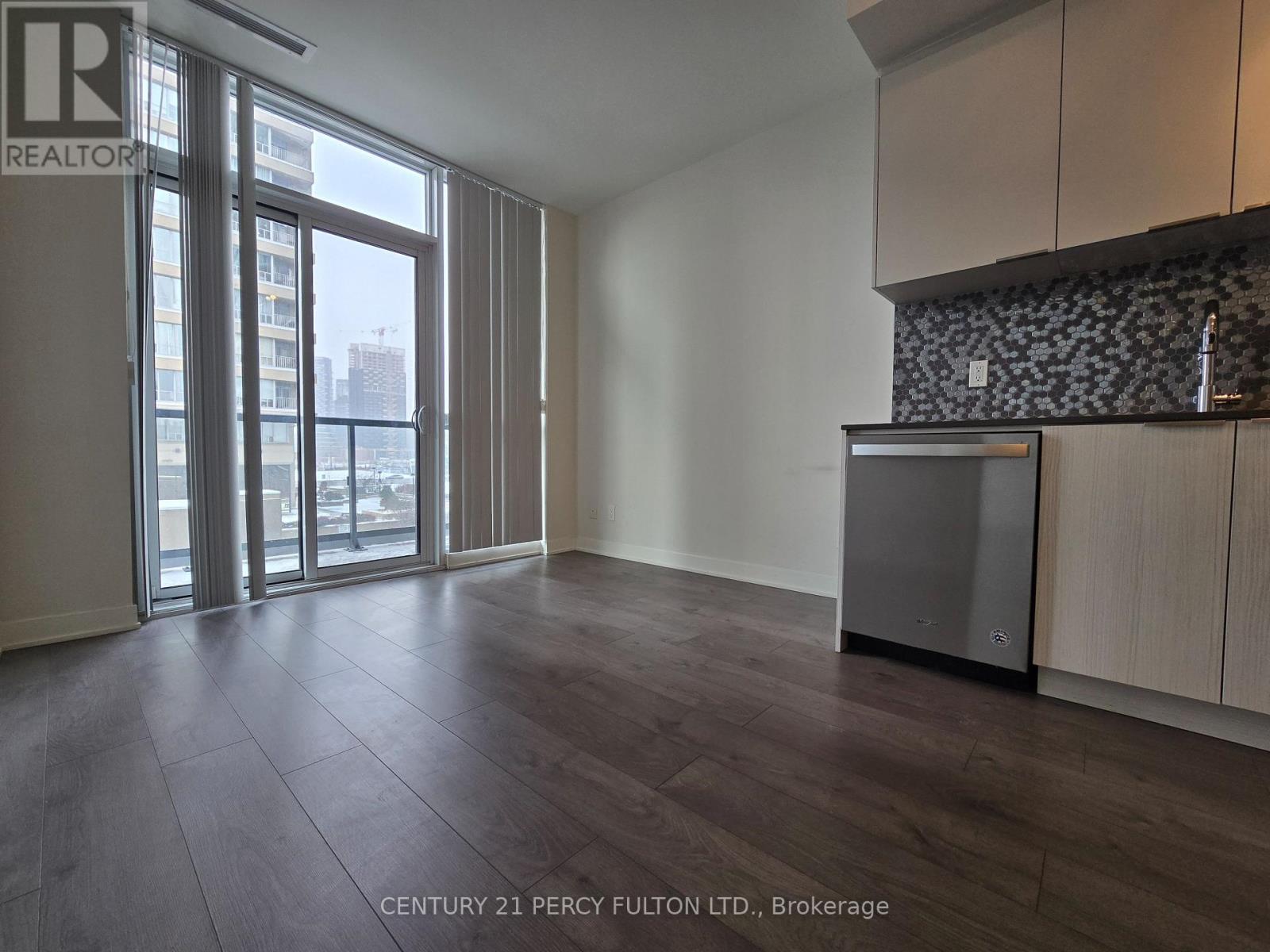 304 - 2 Sonic Way, Toronto, Ontario  M3C 0P1 - Photo 5 - C12460166