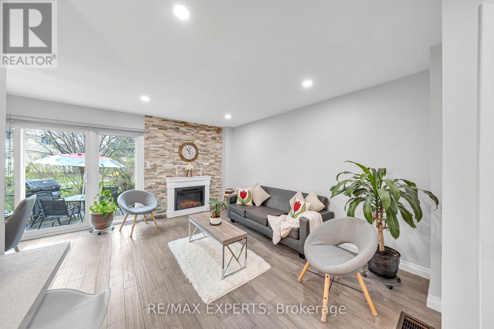 55 - 2676 Folkway Drive, Mississauga, Ontario  L5L 2G5 - Photo 10 - W12284730