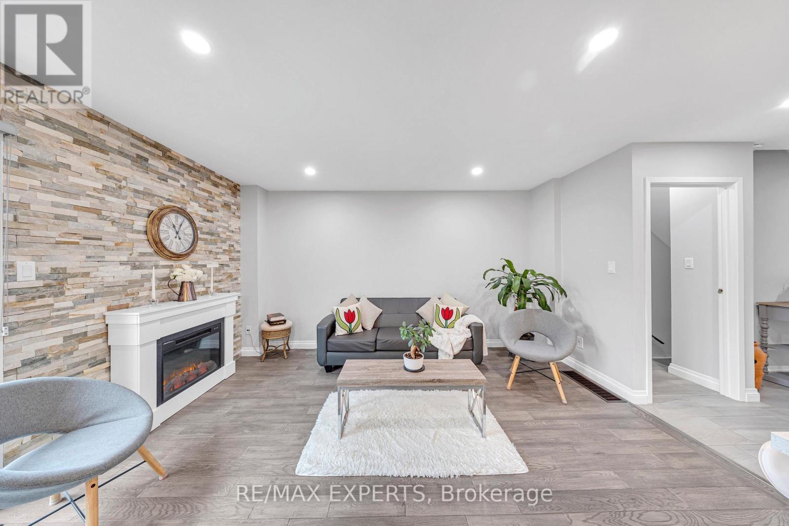 55 - 2676 Folkway Drive, Mississauga, Ontario  L5L 2G5 - Photo 14 - W12284730