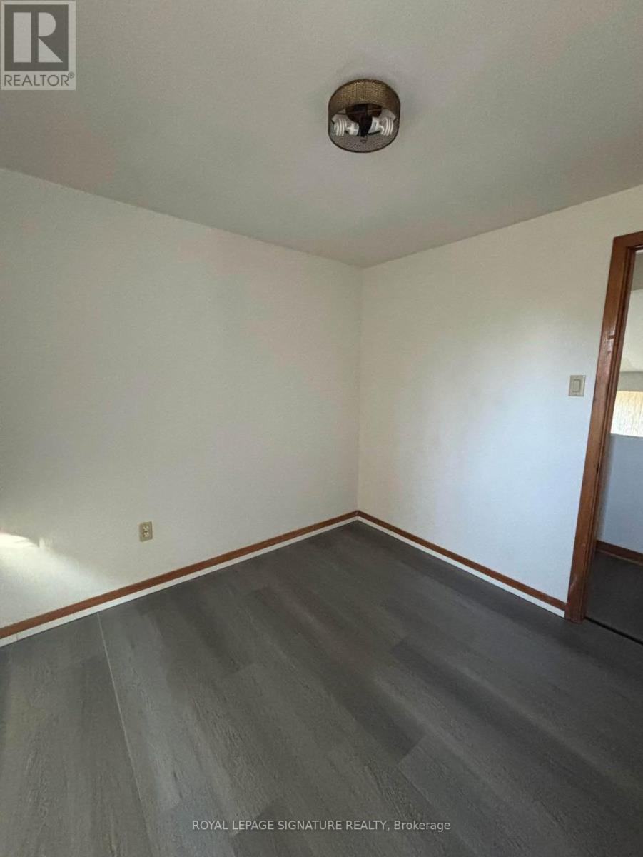 129 Ernest Avenue, Toronto, Ontario  M2J 3T7 - Photo 12 - C12460252