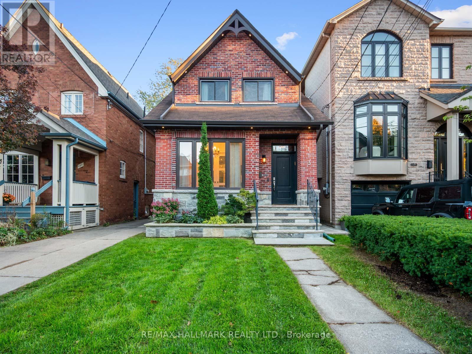 113 Melrose Avenue, Toronto, Ontario  M5M 1Y8 - Photo 2 - C12460322