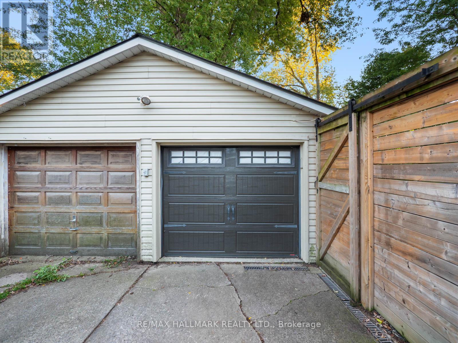 113 Melrose Avenue, Toronto, Ontario  M5M 1Y8 - Photo 48 - C12460322